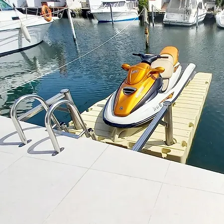 A 500 M, Maison De Gamme Avec Amarre Privee, Acces En 5 Min Sans Pont, Jacuzzi