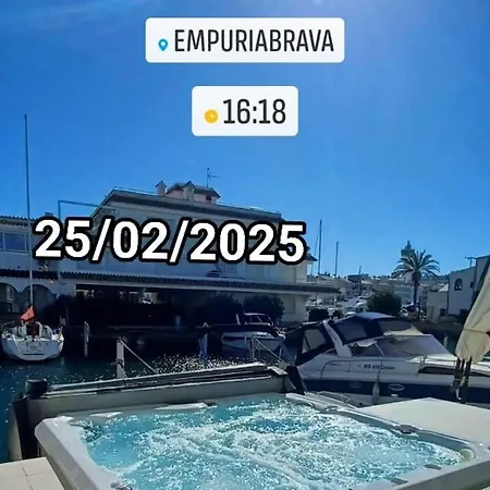 A 500 M, Maison De Gamme Avec Amarre Privee, Acces En 5 Min Sans Pont, Jacuzzi فيلة إمبوريابرافا